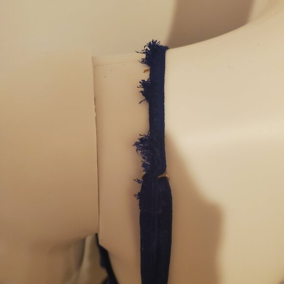 Blue Spaghetti Strapped Cropped Tank Top - Picture 3 of 3